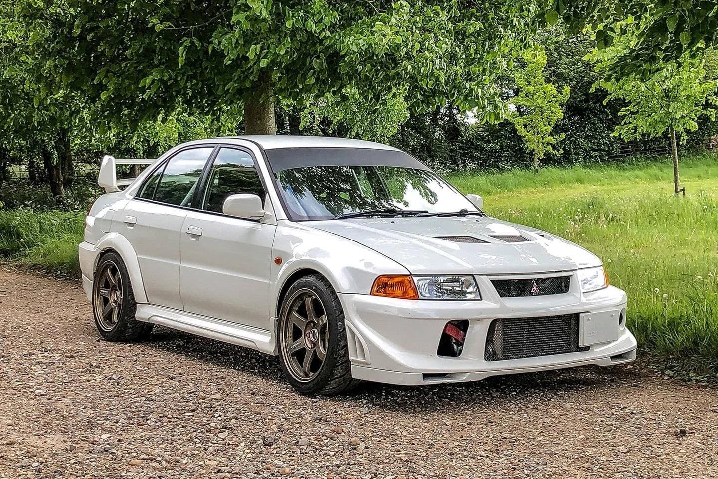 1998–2001 Mitsubishi Lancer Evo V/VI (CP9A)