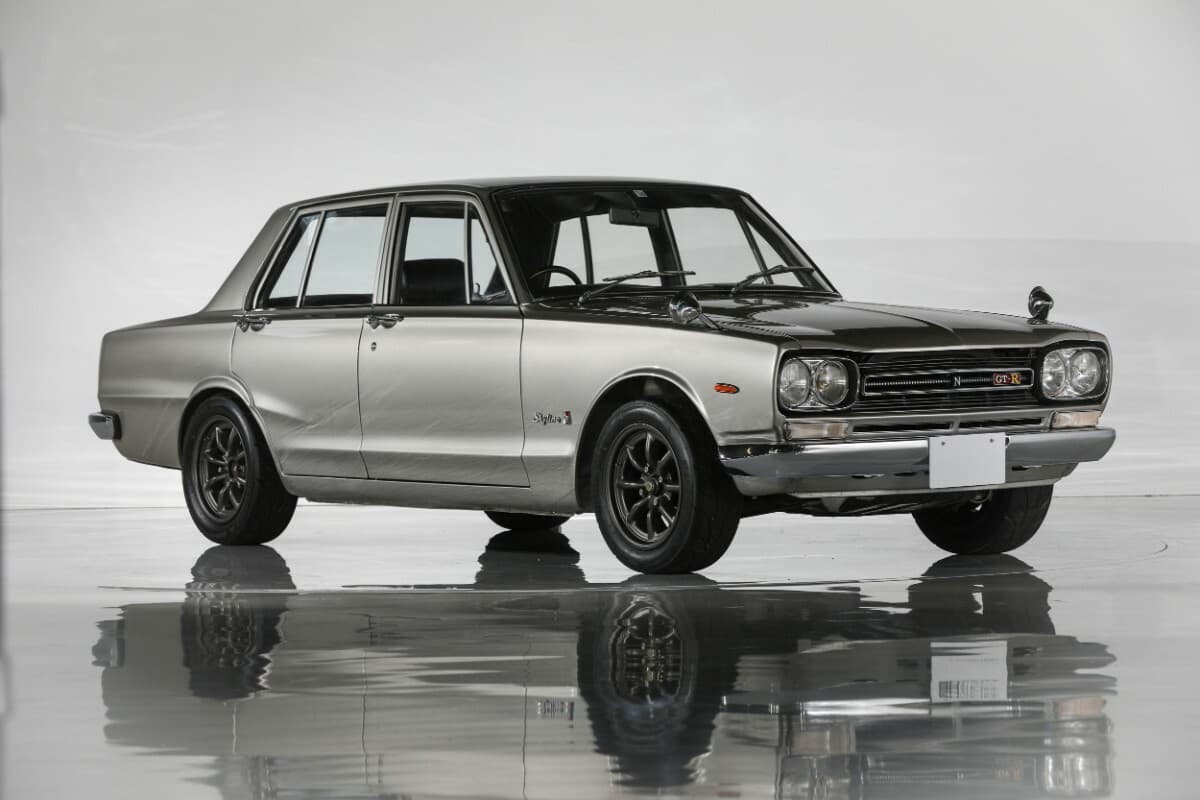 1969–1970 Nissan Skyline 2000GT-R Sedan (PGC10)